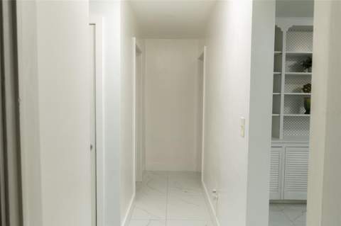 4710 Shale Place, Tampa FL - photo 14 of 31