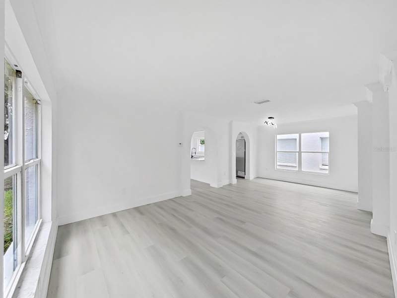 4 bedroom Single Family Residence at 1612 Prowmore Dr, Heather Lakes Unit Xxvii Ph, Brandon — photo 3