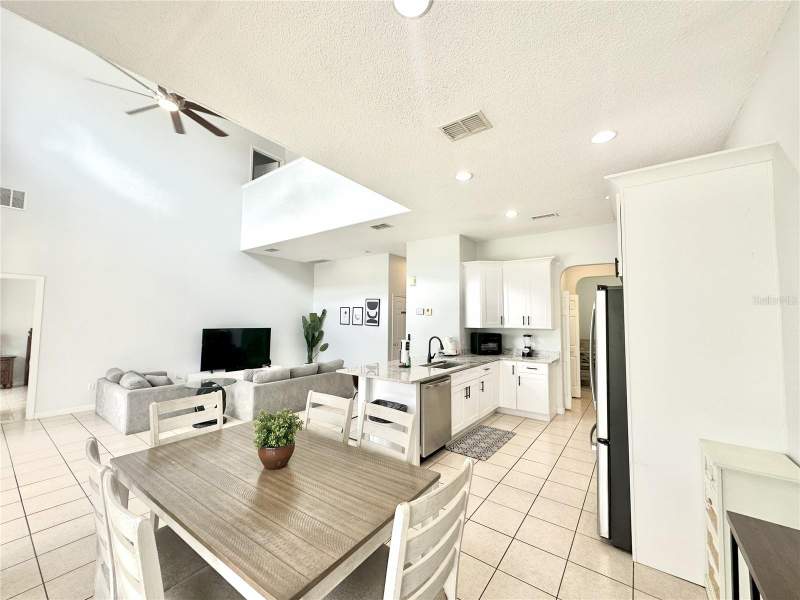 7 bedroom Single Family Residence at 1943 Morning Star Drive, Glenbrook Ph II Sub, Clermont — photo 5