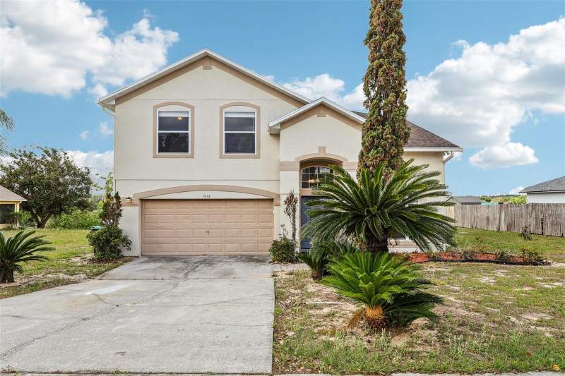 Country Runb 45/92Homes for Sale in Orlando, FL