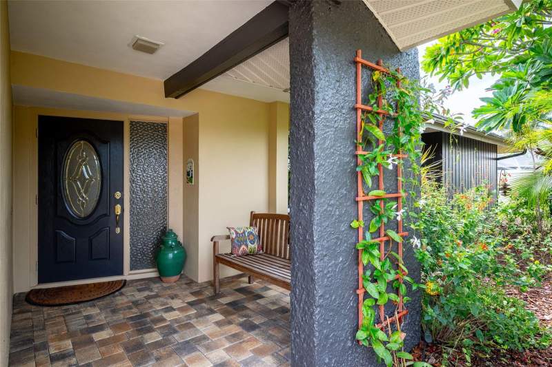 3 bedroom Single Family Residence at 13906 105th Avenue, Century Oaks, Largo — photo 4