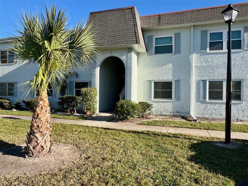 2 bedroom Condominium at 387 S McMullen Booth Road #13, Tradewinds Condo, Clearwater — photo 1