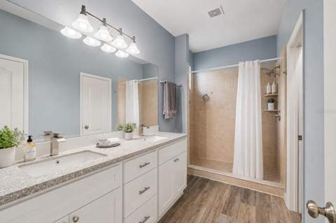 211 Fairmont Drive, Spring Hill FL - photo 10 of 37