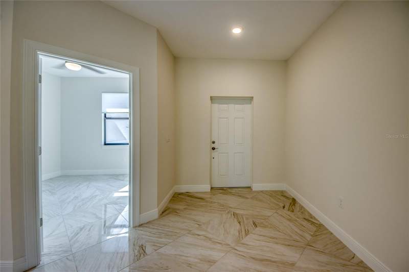 3 bedroom Single Family Residence at 2512 48th Street, Lehigh Acres, Lehigh Acres — photo 4