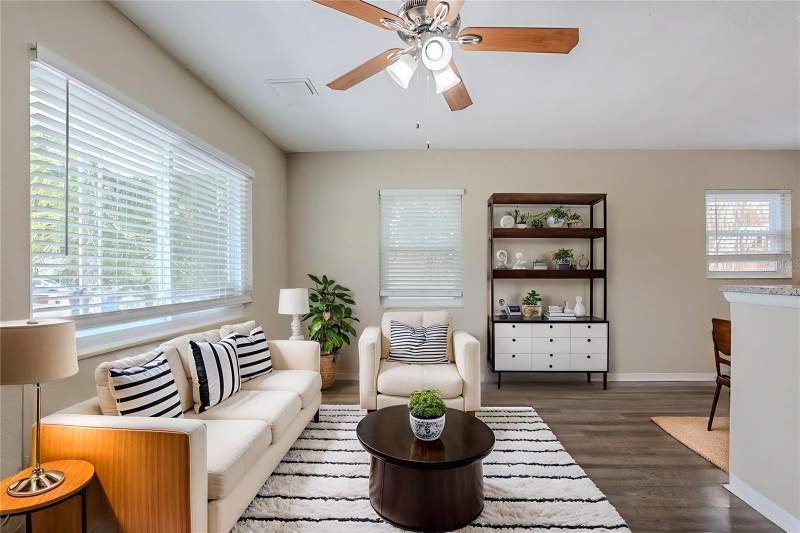 3 bedroom Single Family Residence at 4111 13th Avenue, McClays J O Sub, St Petersburg — photo 3