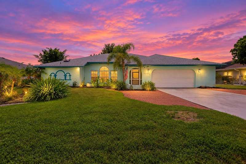 3 bedroom Single Family Residence at 339 Barcelona Street, Punta Gorda Isles Sec 20, Punta Gorda — photo 1