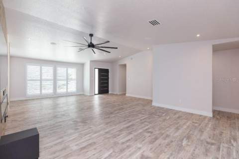 306 Buttonwood Lane, Largo FL - photo 12 of 45