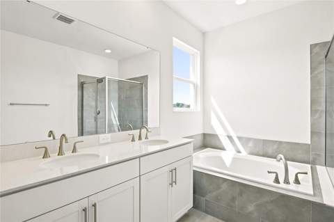180 Blue Star Court, Tavares FL - photo 13 of 18