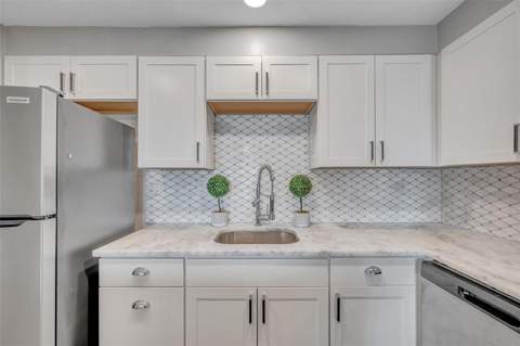400 64th Avenue #907 W, St Pete Beach FL - photo 13 of 51