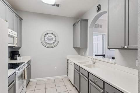 4862 Cayview Avenue #403, Orlando FL - photo 12 of 64