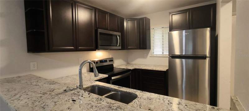 2 bedroom Condominium at 111 SE 16th Avenue #O104, Treehouse Village, Gainesville — photo 2