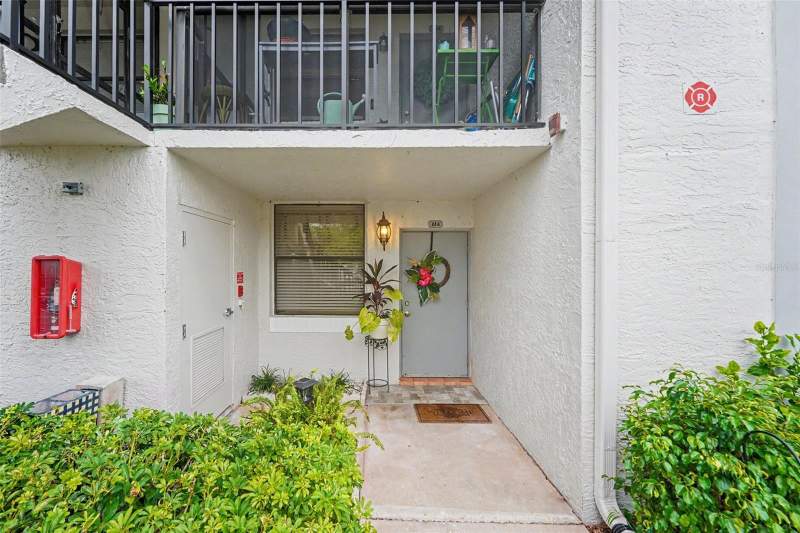 2 bedroom Condominium at 1945 Pelican Landing Boulevard #614, Club At Feather Sound The Condo, Clearwater — photo 2