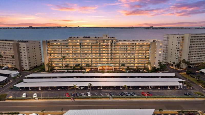 2 bedroom Condominium at 6020 Shore Boulevard #1002, Town Shores Of Gulfport, Gulfport — photo 3