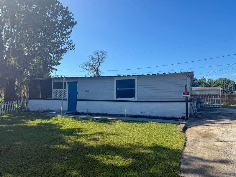 2 bedroom Manufactured Home at 18920 3rd Avenue, Bithlo, Orlando — photo 2