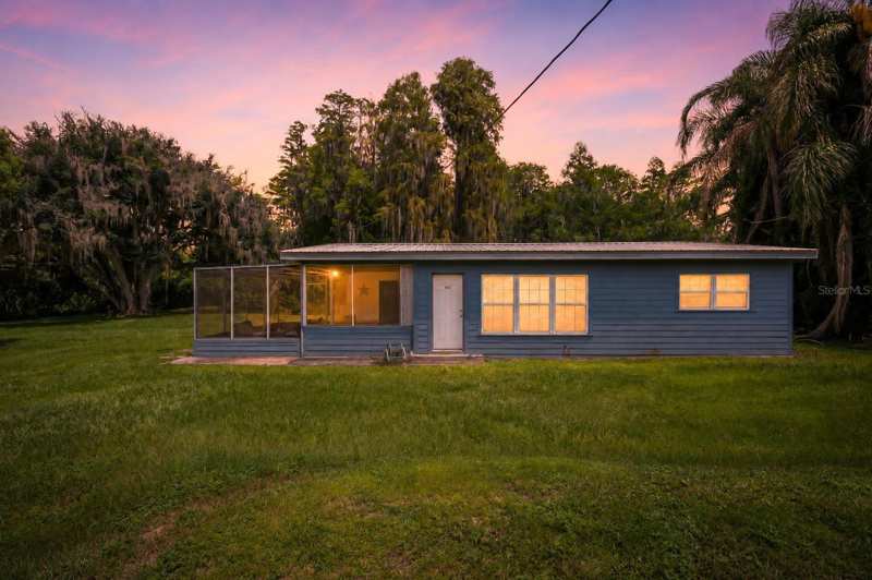3 bedroom Single Family Residence at 10112 State Road 33, Pine Island, Groveland — photo 1