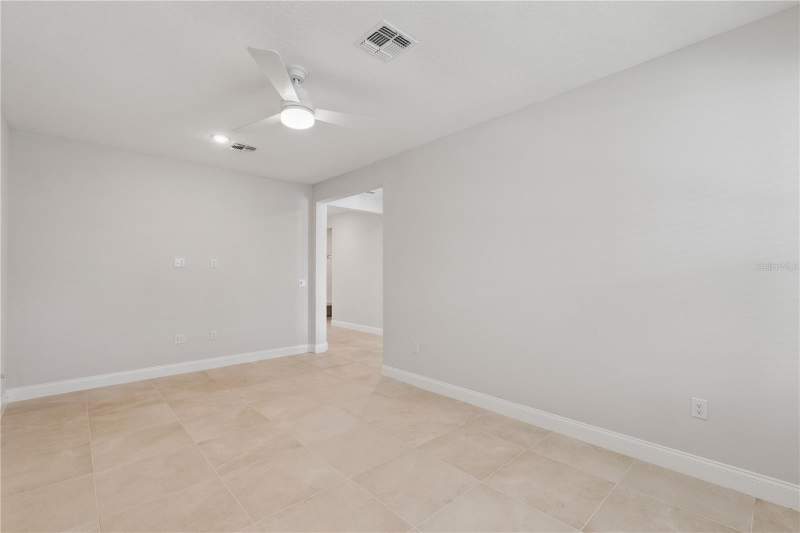 5 bedroom Single Family Residence at 13129 Faro Court, Horizon Isle, Winter Garden — photo 4