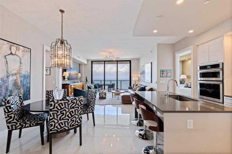 2 bedroom Condominium at 100 1st Avenue #2902, One St. Petersburg, St Petersburg — photo 3
