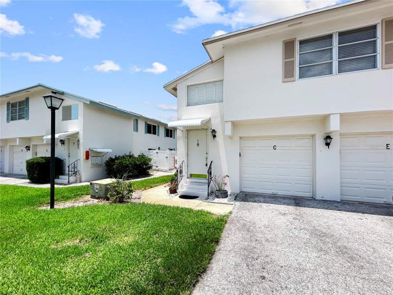 1 bedroom Condominium at 3265 40th Way #E, West Shore Village One, St Petersburg — photo 5