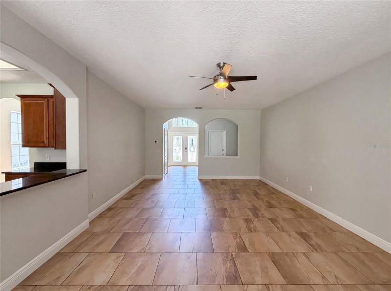 5 bedroom Single Family Residence at 12706 Grovehurst Avenue, Grovehurst A-D, Winter Garden — photo 3