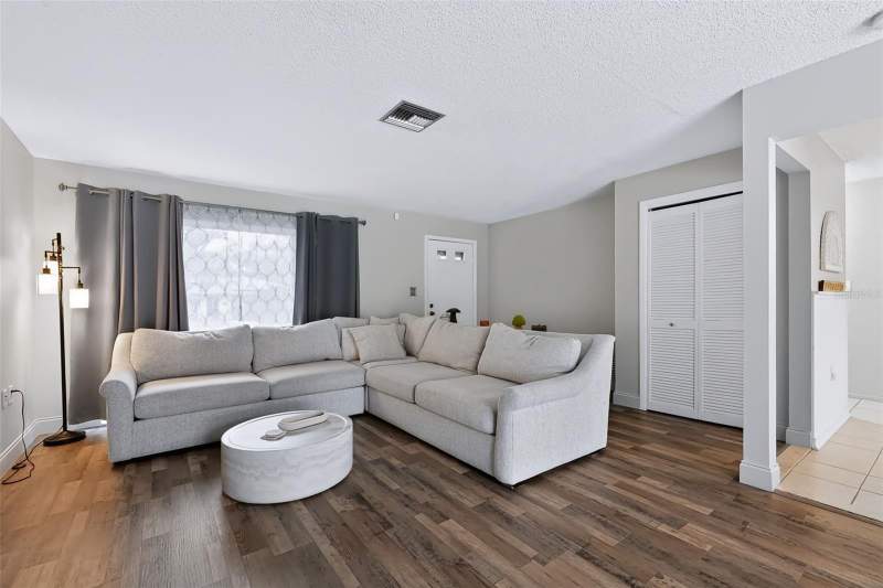3 bedroom Single Family Residence at 3437 Dove Hollow Court, Dove Hollow-Unit I, Palm Harbor — photo 4