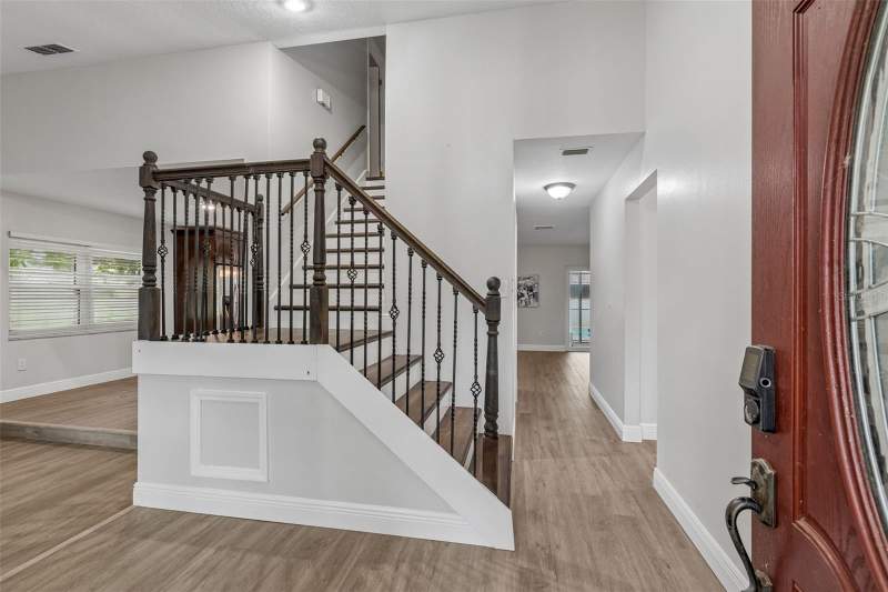 4 bedroom Single Family Residence at 16507 Cranwood Place, North Lakes Sec F Unit 2, Tampa — photo 3