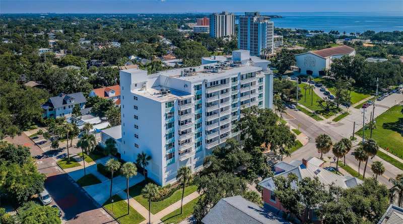 2 bedroom Condominium at 700 Beach Drive #308, Harbour Hill Condo, St Petersburg — photo 1