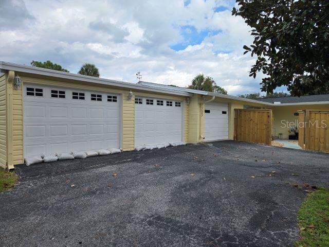 2 bedroom Single Family Residence at 7507 W 7 Rivers Drive, Crystal River, Crystal River — photo 4