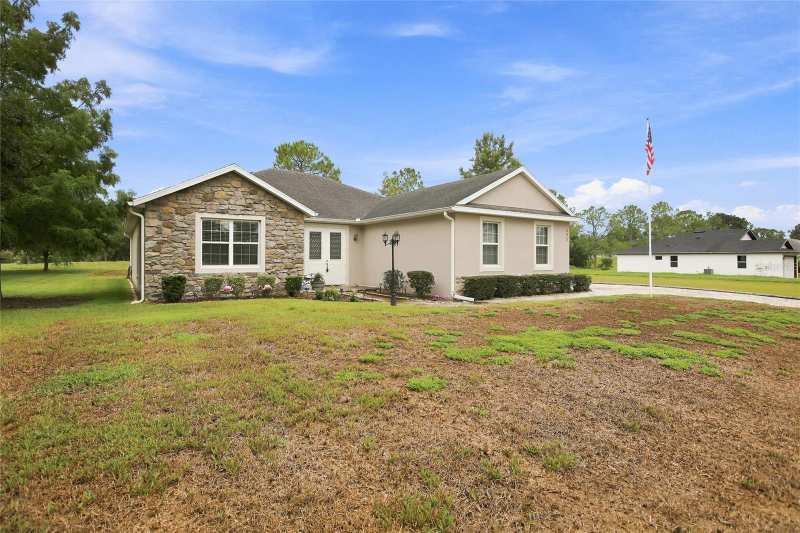 3 bedroom Single Family Residence at 555 Dowling Circle, Lakes Lady Lake, Lady Lake — photo 1
