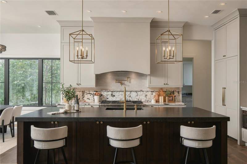 5 bedroom Single Family Residence at 2823 Parkland Circle, Lake Forest Park, Winter Park — photo 5