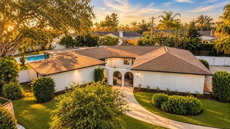 4 bedroom Single Family Residence at 10309 Reclinata Lane, Carrollwood Sub Unit 22A, Tampa — photo 1