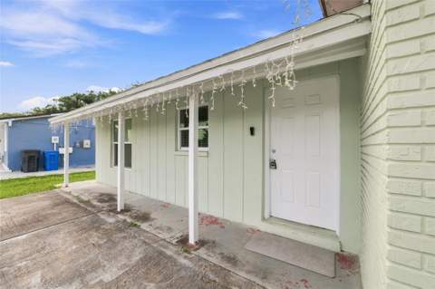 8344 Drycreek Drive, Tampa FL - photo 6 of 38