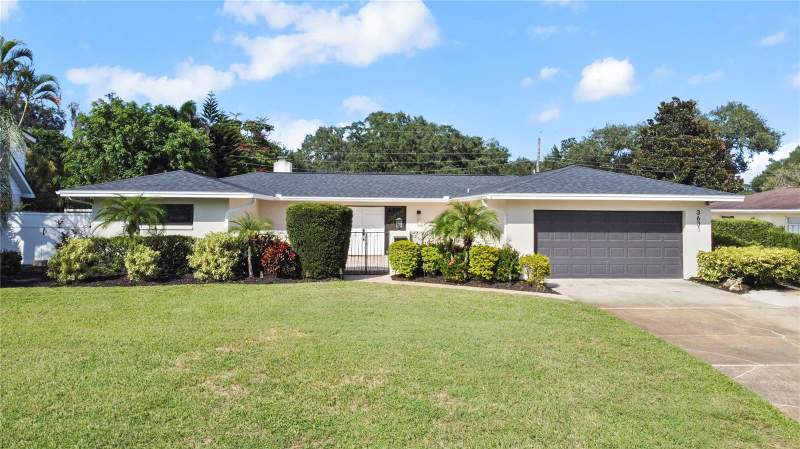 Lake Conway Estates