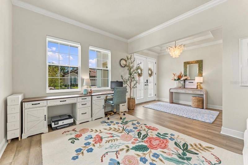 5 bedroom Single Family Residence at 14985 Rider Pass Drive, Hinton Hawkstone Ph 2B1, Lithia — photo 4