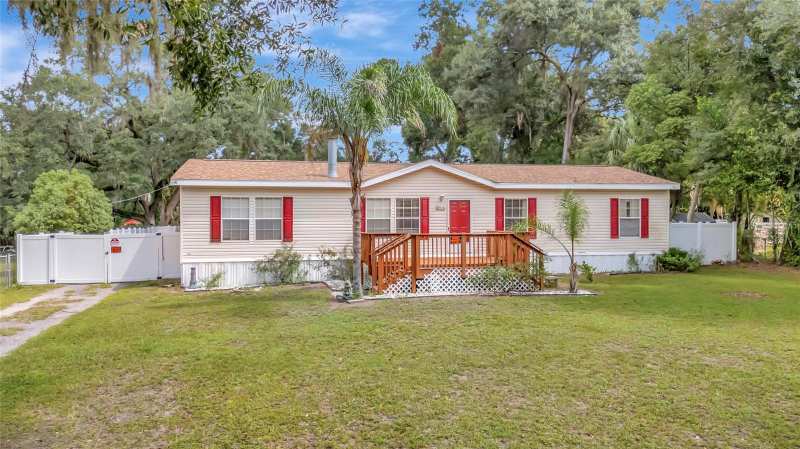 4 bedroom Manufactured Home at 2716 Seminole Trail, Edgewood Park, Leesburg — photo 1