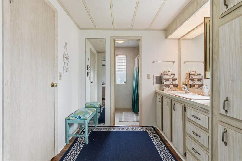 2 bedroom Manufactured Home at 2049 Manoa Drive, Lake Conley Mhp, Holiday — photo 4