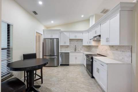 54 Dorset Drive, Kissimmee FL - photo 6 of 17