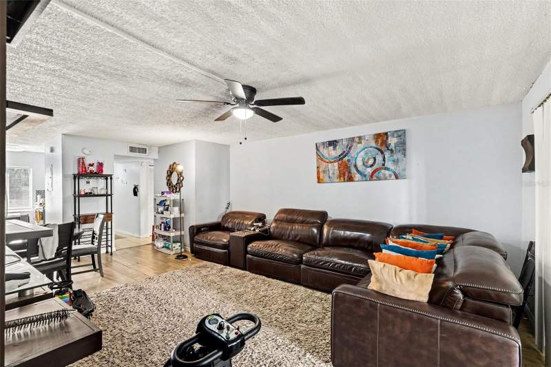 1 bedroom Condominium at 7511 Presley Place #97, Place One A Condo, Tampa — photo 4