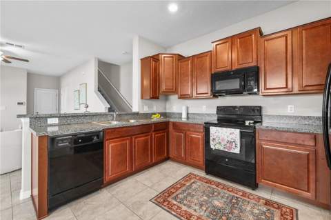 7667 Ginger Lily Court, Tampa FL - photo 18 of 62