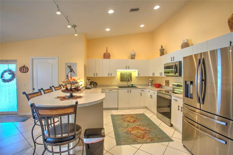 3 bedroom Condominium at 8101 Memory Lane #220, Fiddlers Green Tall Pines, Rotonda West — photo 4