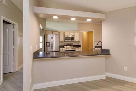1006 Beckstrom Drive, Oviedo FL - photo 14 of 35