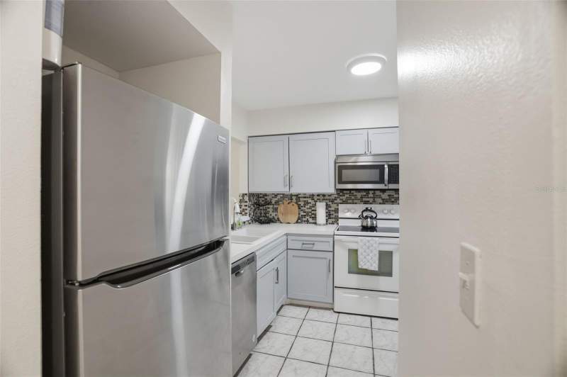 2 bedroom Condominium at 5557 Sea Forest Drive #215, Heather Cove New Port, New Port Richey — photo 5