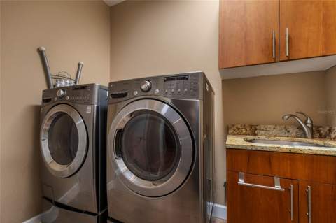 2712 Aloma Oaks Drive, Oviedo FL - photo 22 of 71