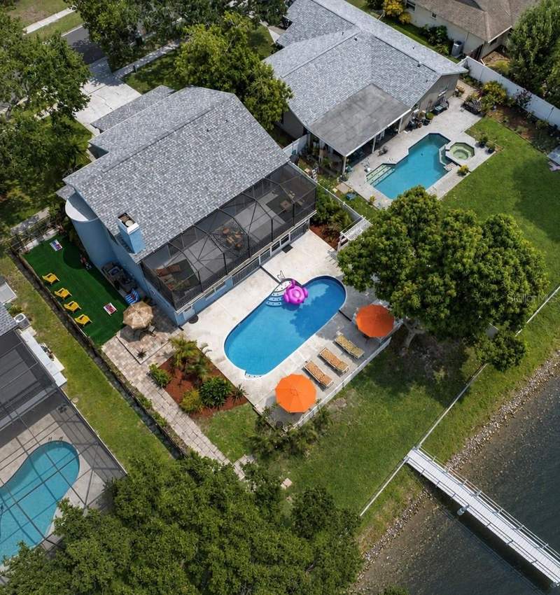 4 bedroom Single Family Residence at 2153 Karan Way, Marla Grove Estates, Clearwater — photo 2