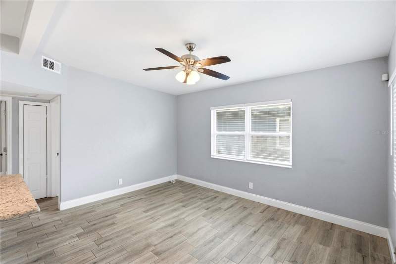 3 bedroom Single Family Residence at 3219 40th Street, Payson Park, St Petersburg — photo 4