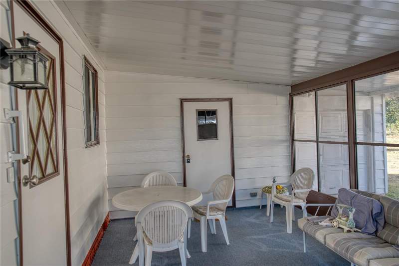 2 bedroom Manufactured Home at 1863 W Schwartz Boulevard, Lady Lake Orange Blossom Gardens Unit 08, Lady Lake — photo 4