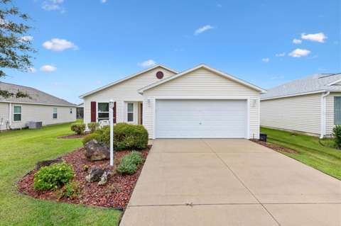 798 Millhorn Loop, golf community for sale in The Villages