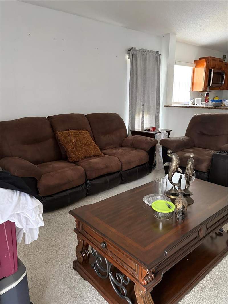 4 bedroom Single Family Residence at 534 EAGLE POINTE, EAGLE POINTE, KISSIMMEE — photo 5