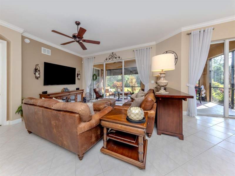 3 bedroom Condominium at 114 Bella Vista Terrace #6B, Venetian Golf And River Club, North Venice — photo 5
