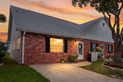 6709 Devonshire Ln #10A, home for sale in New Port Richey 34654