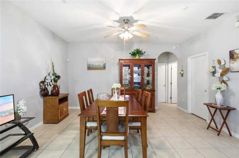907 Hacienda Circle, Kissimmee FL - photo 19 of 46